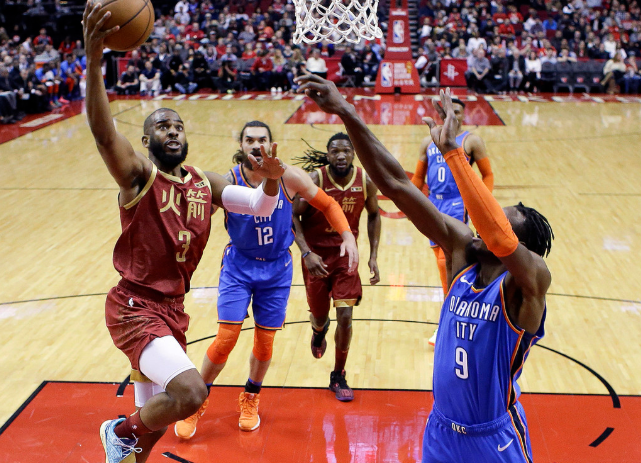 独行侠球迷高喊东契奇mvp